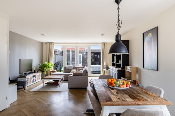 Foto - Te koop: Duurzame hoekwoning in kindvriendelijke wijk!